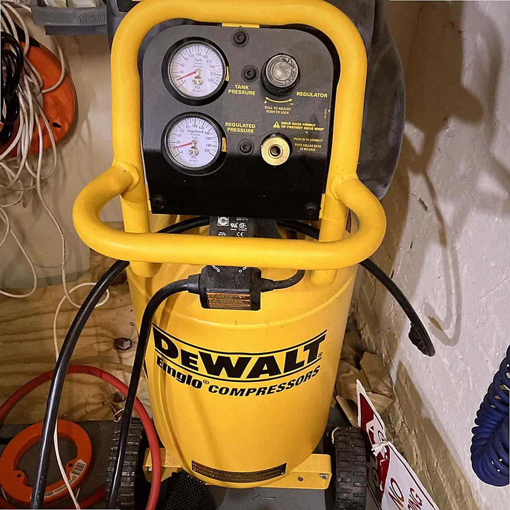 DEWALT D55168 15 Gallon 120V Electric Wheel Portable Shop Compressor